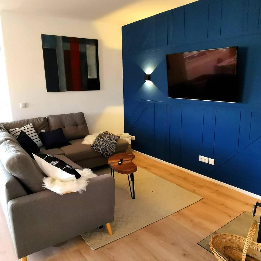 Apartment Moderne Mit Designbad